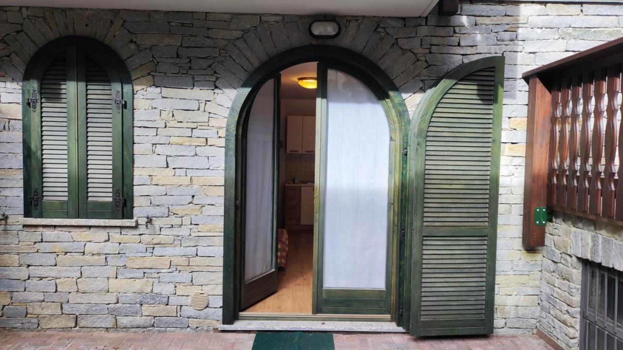 Апартаменти Casa Aprica Piste Da Sci Baradello Екстер'єр фото